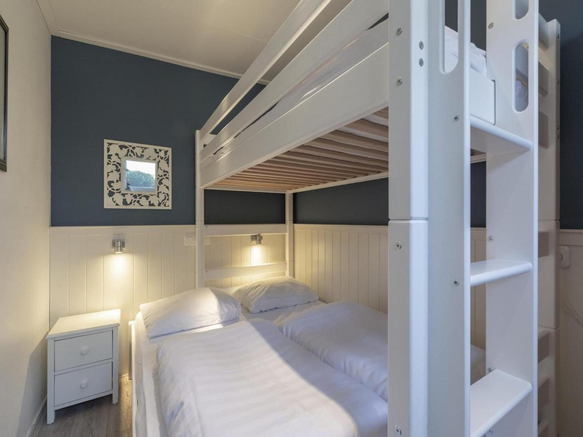 Stylish Bungalow With A Large Garden Sint Maartensvlotbrug 외부 사진