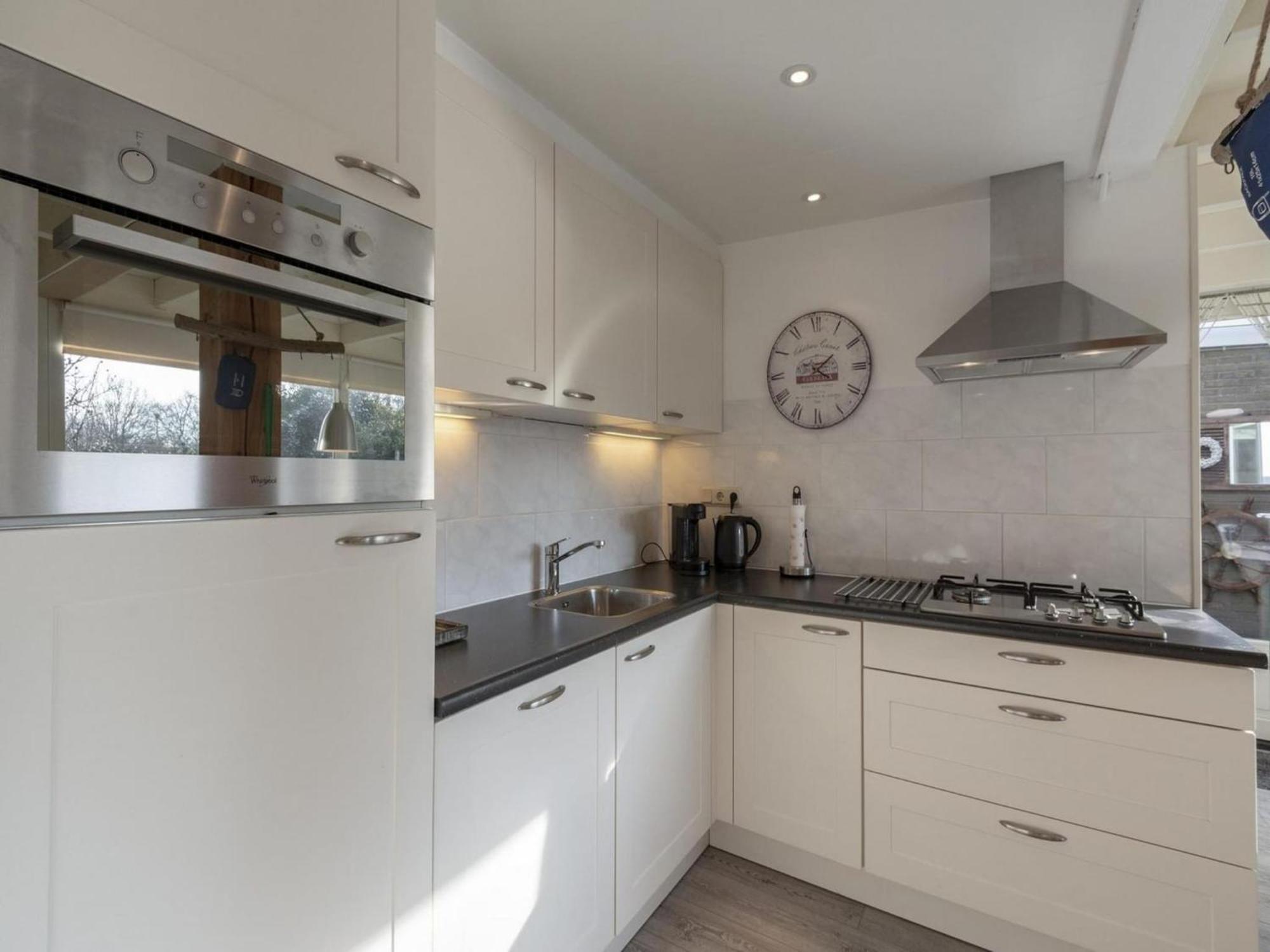 Stylish Bungalow With A Large Garden Sint Maartensvlotbrug 외부 사진