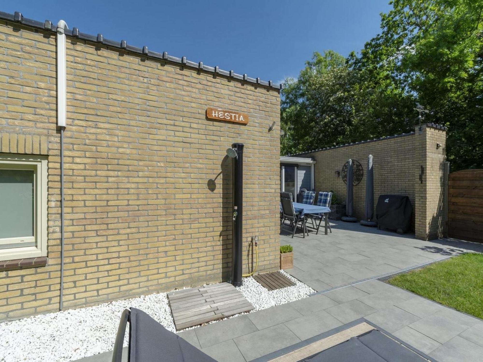Stylish Bungalow With A Large Garden Sint Maartensvlotbrug 외부 사진