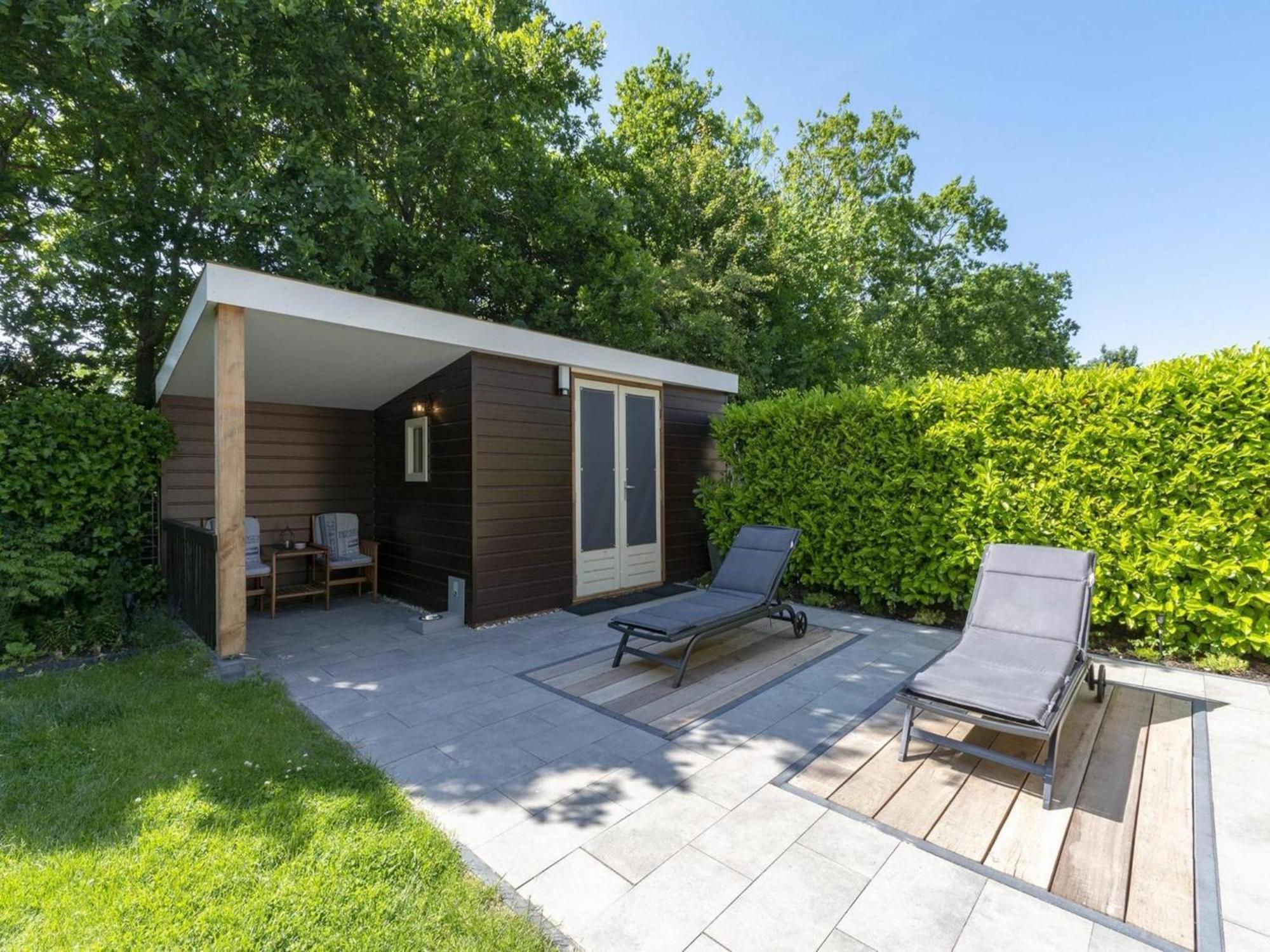 Stylish Bungalow With A Large Garden Sint Maartensvlotbrug 외부 사진